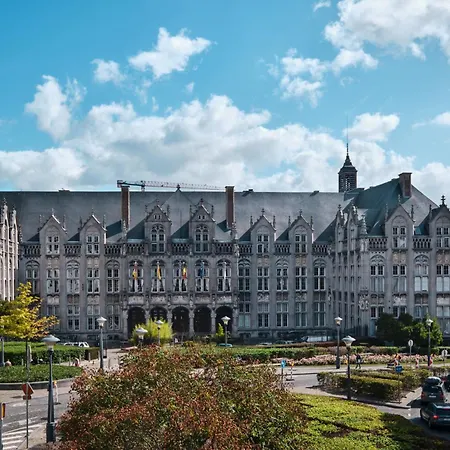 Royal Sélys, City-center - Bike Parking&outdoor Liège
