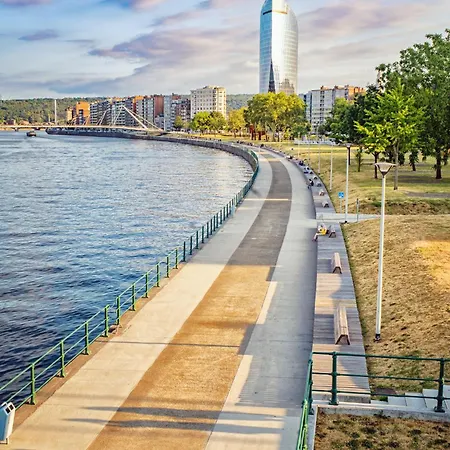 Daire Royal Selys, City-center - Bike Parking And Outdoor *