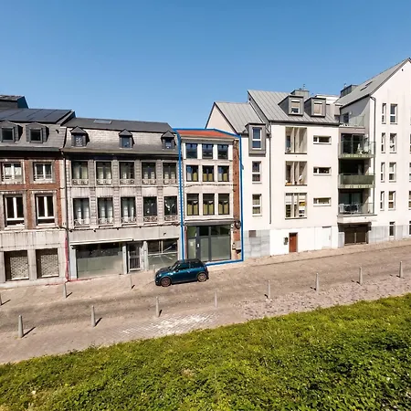 Royal Selys, City-center - Bike Parking And Outdoor